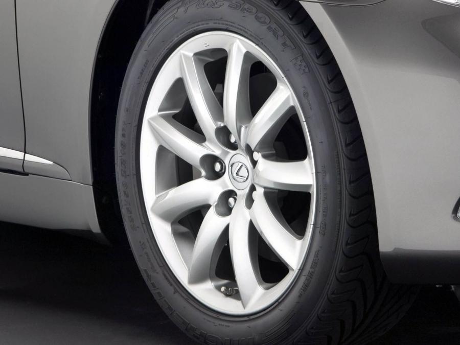 Lexus LS460 2006 года  (фото 162 из 200)